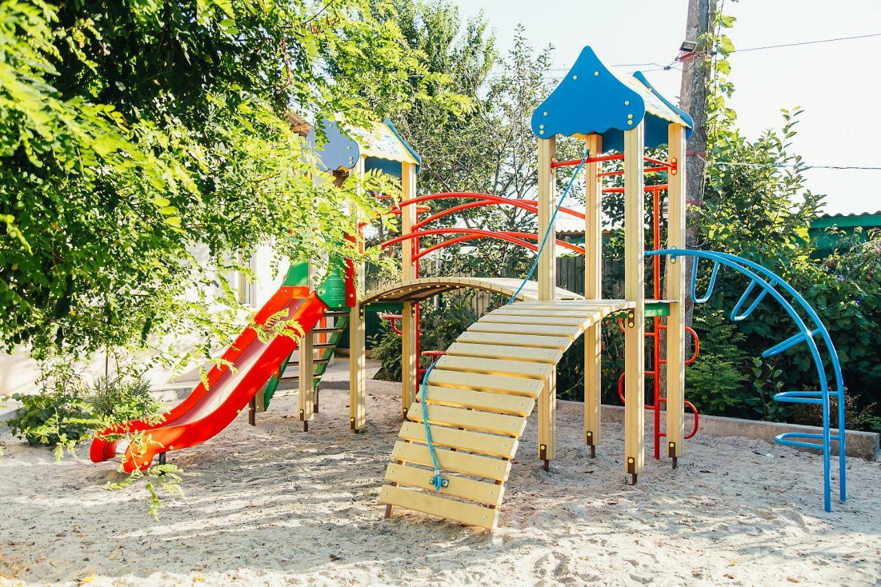 Baza Otdyha Primor'E Hotel Primorskoye Ngoại thất bức ảnh
